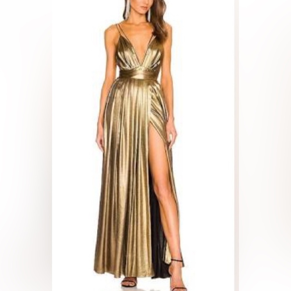Elegant Gold Evening Gown